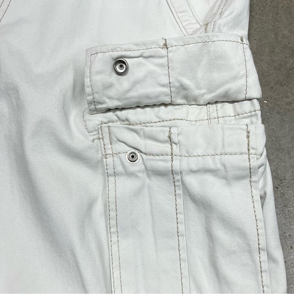 Vintage Y2K Levi's Faded Grunge Baggy Cargo Shorts - Picture 8 of 12